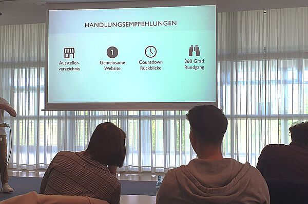 Studierendenvorträge zur Webpräsenz