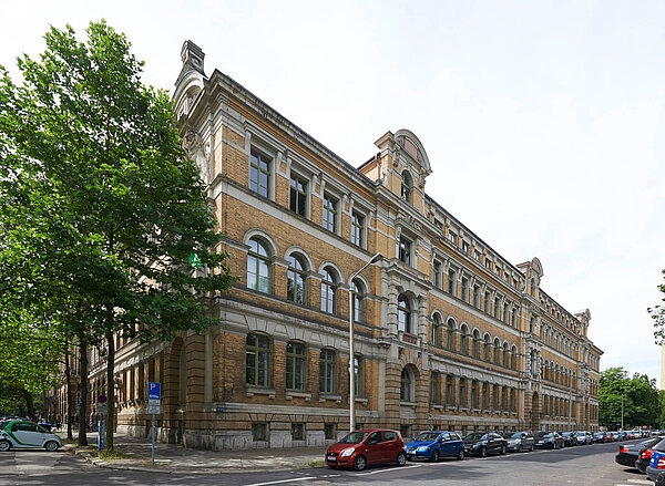 HTWK Wiener-Bau Außenansicht