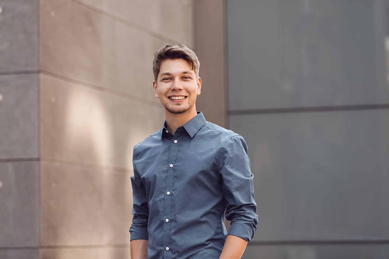 Portraitfoto - wenn Link vorhanden, führt dieser zur Website der Person