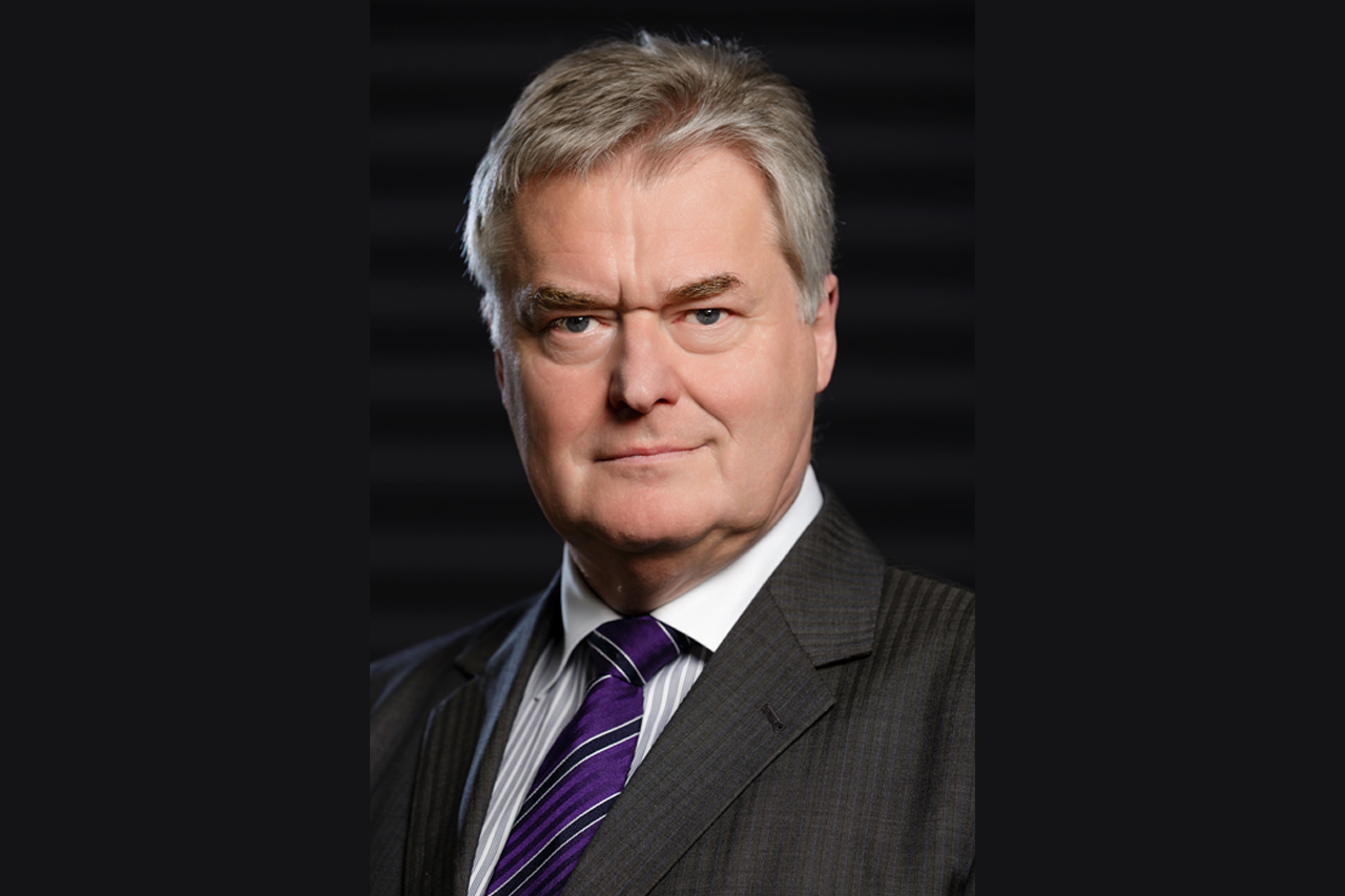 Portraitfoto - wenn Link vorhanden, führt dieser zur Website der Person