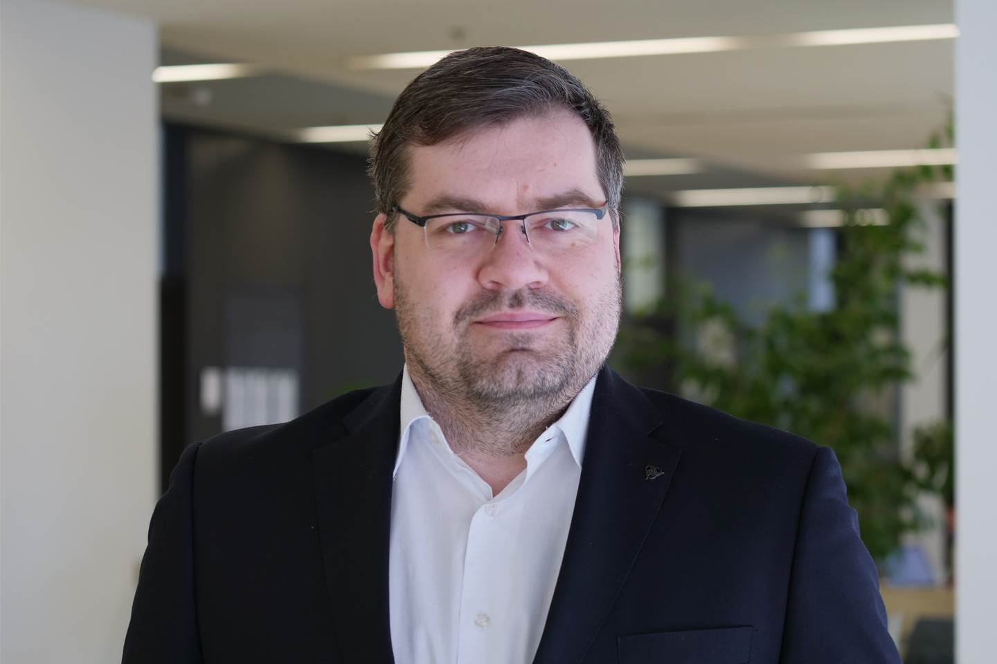 Portraitfoto - wenn Link vorhanden, führt dieser zur Website der Person