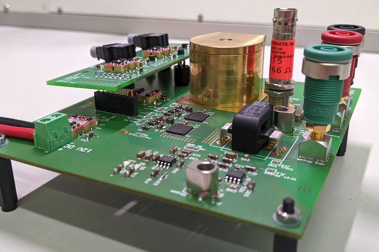 Image of a GaN half-bridge for testing various current measurement methods at high switching speeds