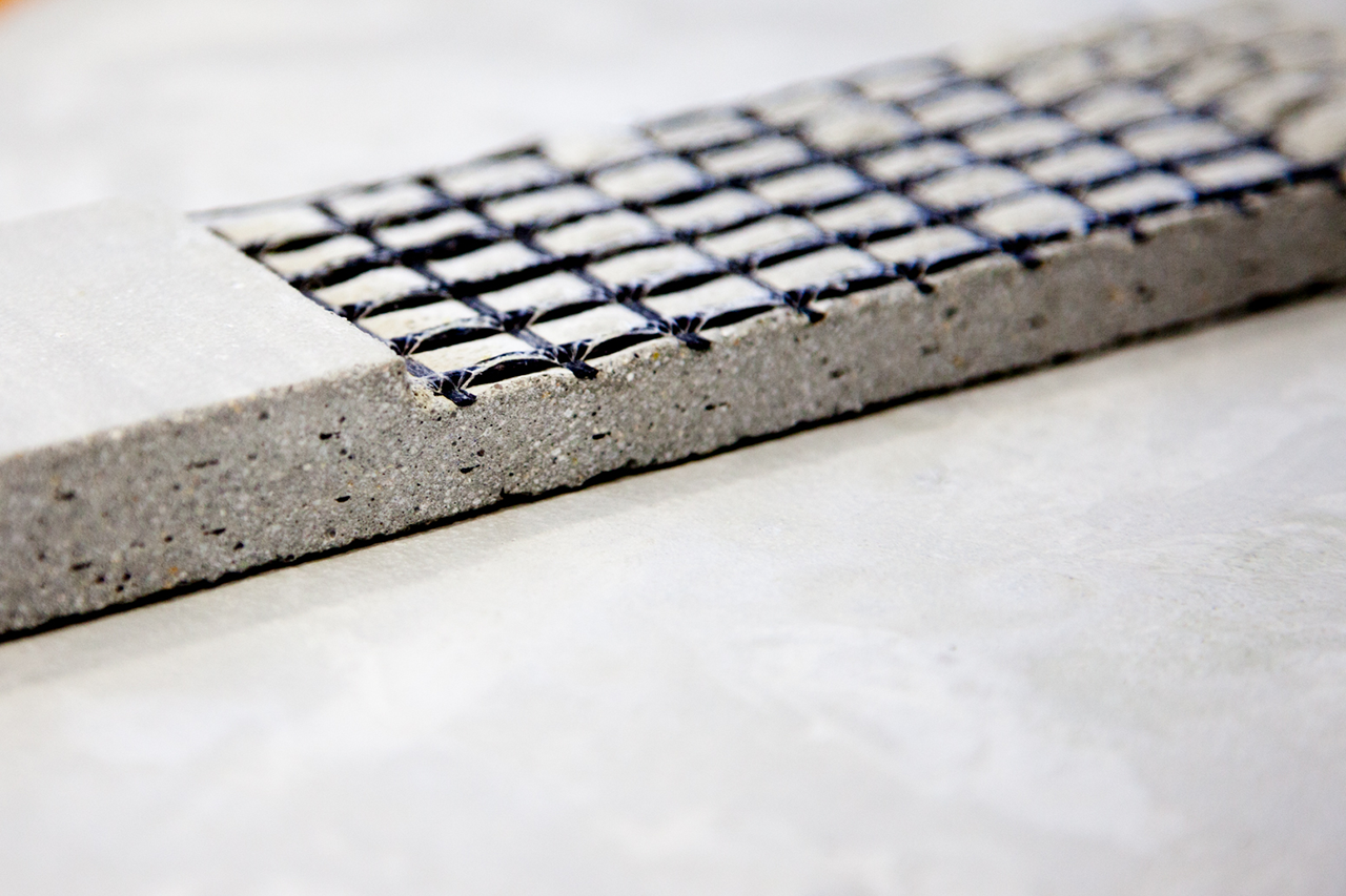 Carbon concrete with embedded textile fibers / Link to the project website