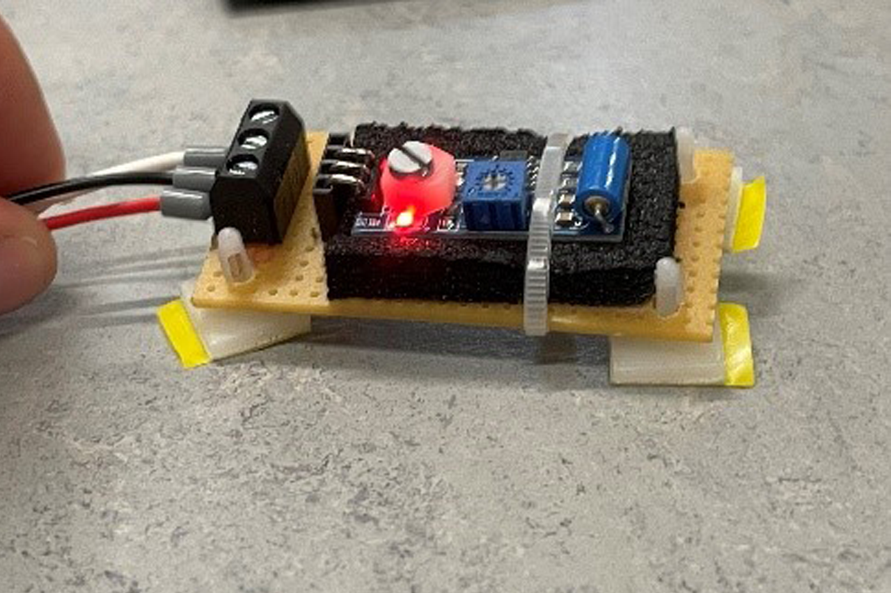 Projektarbeit ist abgebildet, Miniutursensor